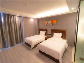 铂金智慧酒店.webp